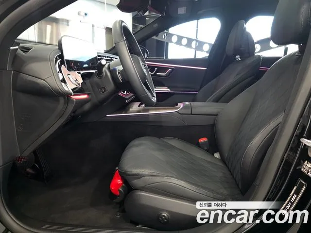 Mercedes-Benz E-Class — Фото автомобиля 19