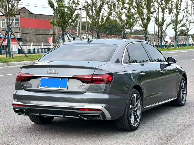 Audi A4L — Фото автомобиля 4