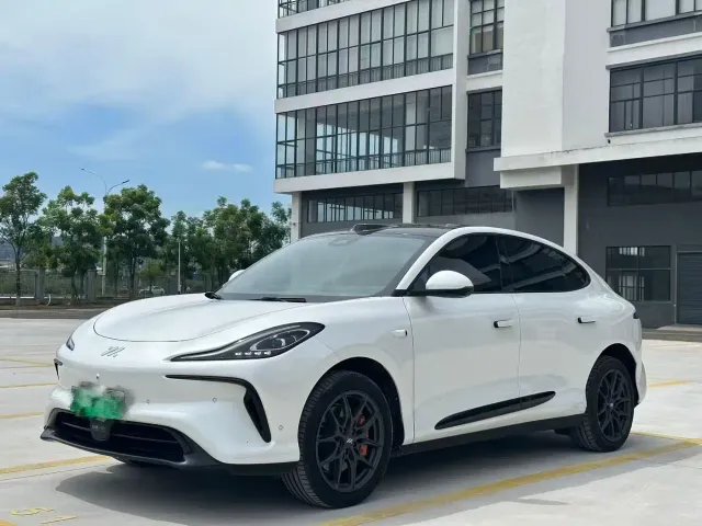 Фотография автомобиля — IM Motors LS6