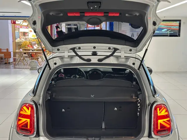 MINI Hatch — Фото автомобиля 8