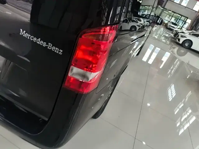 Mercedes-Benz Vito — Фото автомобиля 7