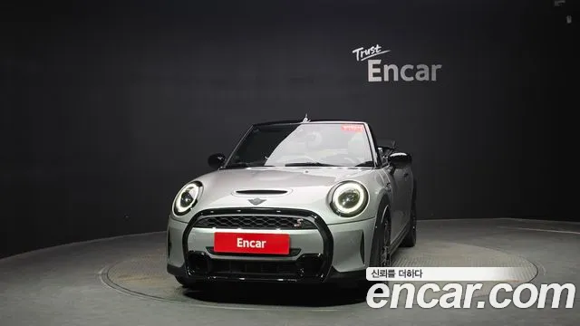 Mini Cooper Convertible — Фото автомобиля 3