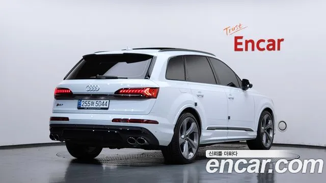 Audi SQ7 4M — Фото автомобиля 2