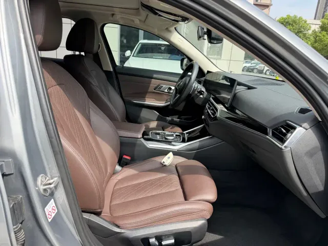 BMW 3 Series — Фото автомобиля 10