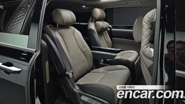 Kia Carnival 4th Gen — Фото автомобиля 27