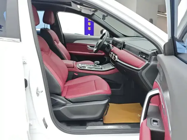 Jetour X70 Plus — Фото автомобиля 8