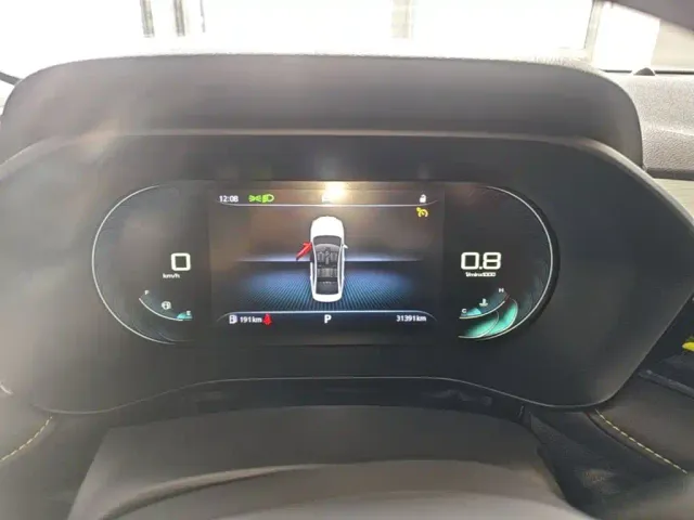 Roewe i5 — Фото автомобиля 11