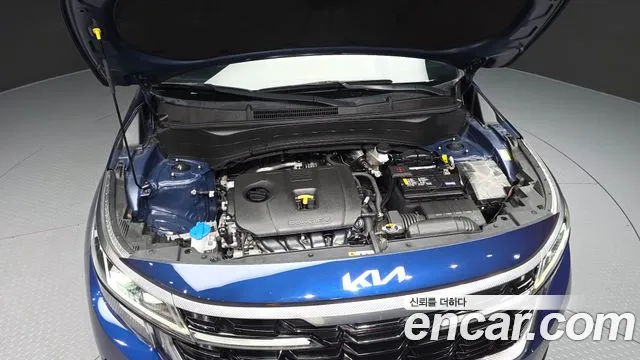 Kia Seltos Новый Seltos Бензин 2.0 2WD — Фото автомобиля 4
