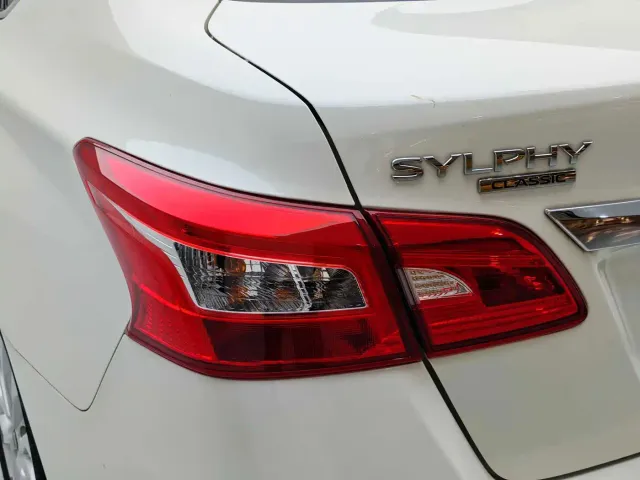 Nissan Sylphy — Фото автомобиля 17