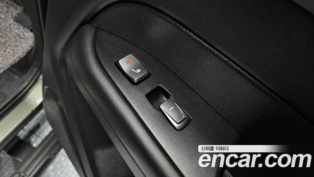 KG_Mobility_Ssangyong Rexton Новый Rexton Sport Khan Дизель 2.2 4WD — Фото автомобиля 19