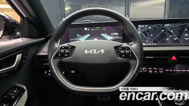 Kia EV6 — Фото автомобиля 13