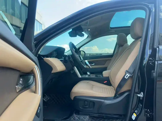 Land Rover Discovery Sport — Фото автомобиля 8