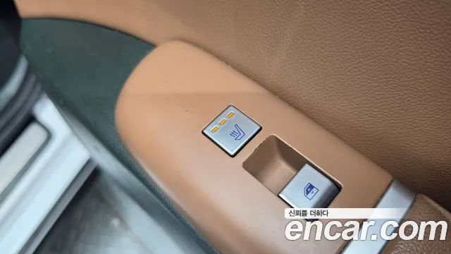 Hyundai Grandeur GN7 — Фото автомобиля 24
