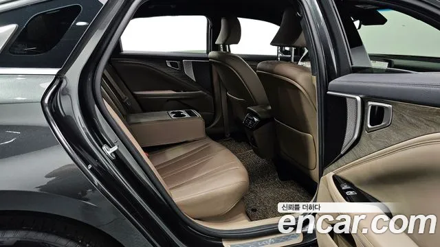 Kia K8 Hybrid — Фото автомобиля 18