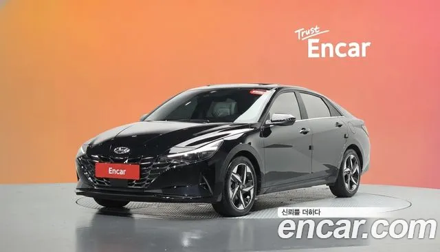 Фотография автомобиля — Hyundai Avante CN7