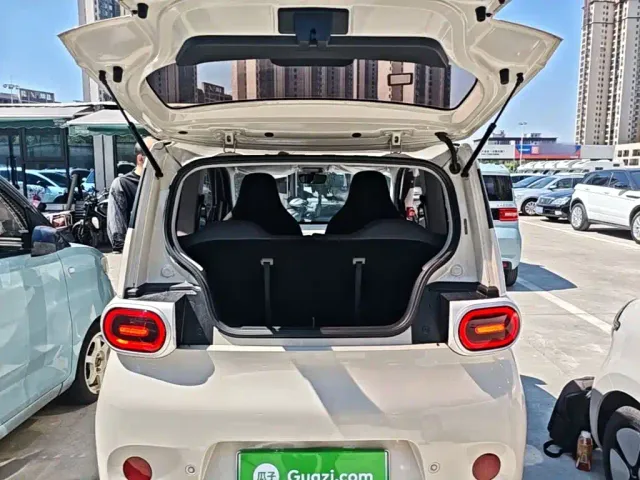 Wuling Hongguang Mini EV — Фото автомобиля 14