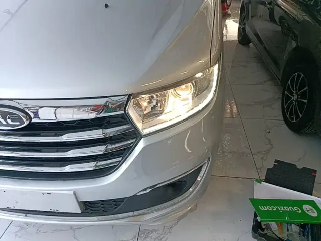 JAC Refine M3 — Фото автомобиля 23