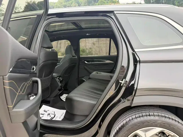 Geely Xingyue L — Фото автомобиля 6