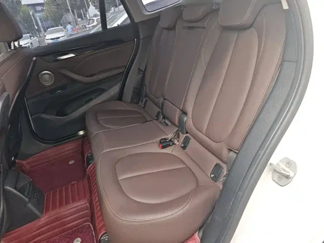 BMW X1 — Фото автомобиля 16