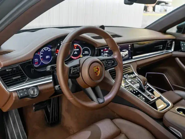 Porsche Panamera — Фото автомобиля 28