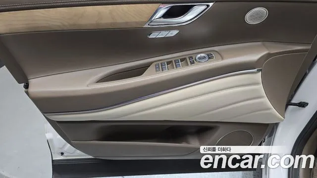 Genesis GV80 — Фото автомобиля 13