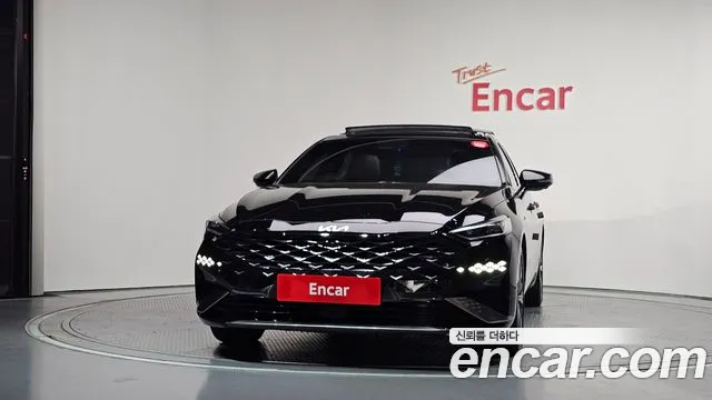 Kia K8 Signature — Фото автомобиля 3