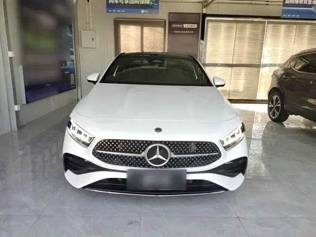 Mercedes-Benz A-Class — Фото автомобиля 2