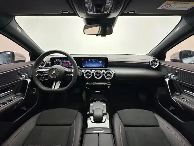 Mercedes-Benz A-Class — Фото автомобиля 21