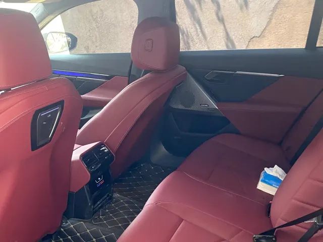BMW 5 Series — Фото автомобиля 17