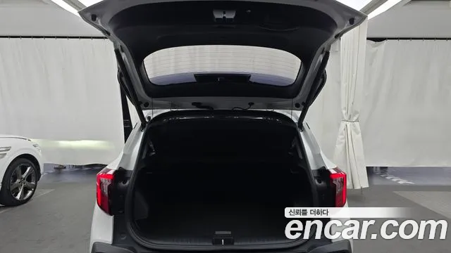 Kia Seltos Новый Seltos Бензин 2.0 2WD — Фото автомобиля 19