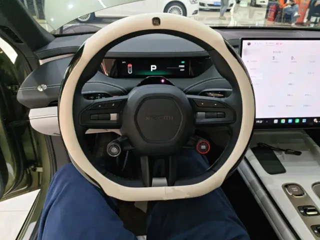 Xiaomi SU7 — Фото автомобиля 10
