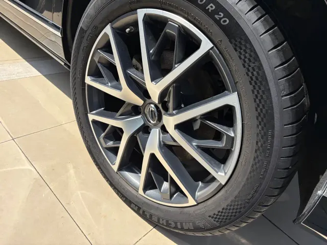 GAC Trumpchi GS8 — Фото автомобиля 9
