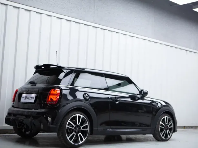 MINI MINI 2023 2.0T COOPER S Racer — Фото автомобиля 5