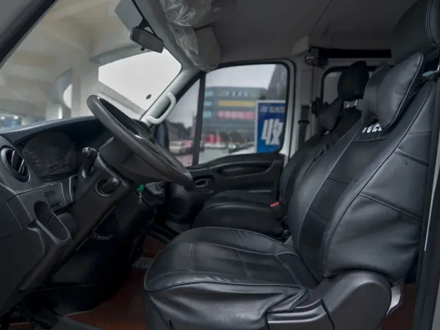 Iveco Daily — Фото автомобиля 14