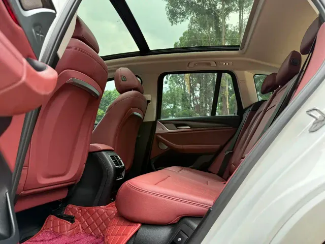 BMW X3 — Фото автомобиля 10