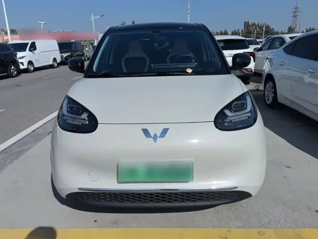 Wuling Bingo — Фото автомобиля 2