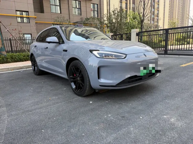 Aito M5 — Фото автомобиля 3