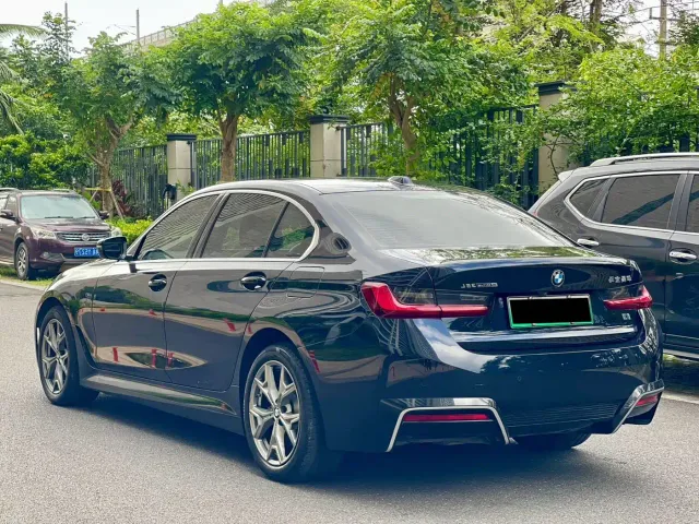 BMW i3 — Фото автомобиля 7