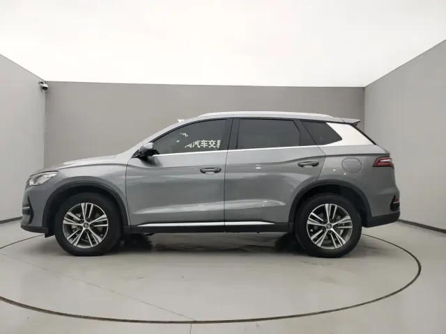 BYD Song Pro — Фото автомобиля 8