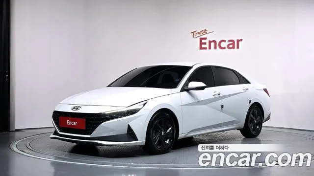 Фотография автомобиля — Hyundai Avante CN7