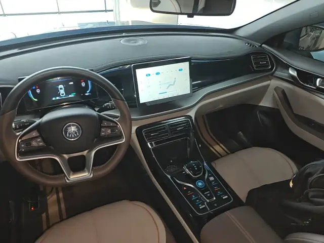 BYD Qin PLUS — Фото автомобиля 12