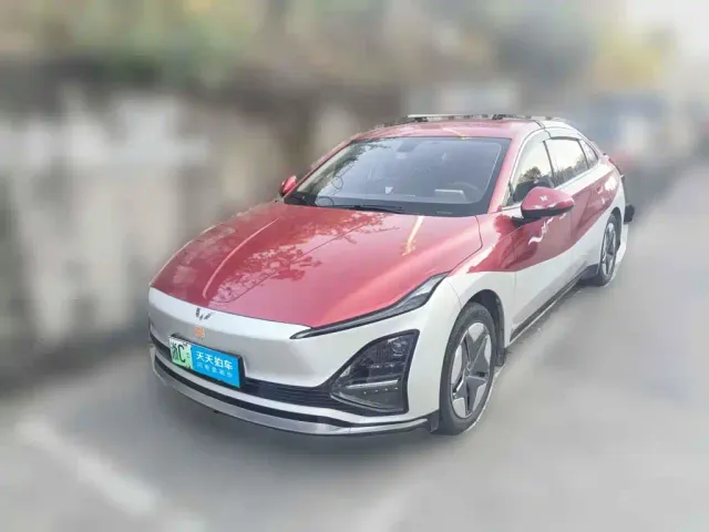 Фотография автомобиля — Wuling Starlight