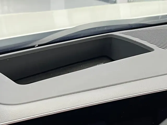 BMW 5 Series — Фото автомобиля 11