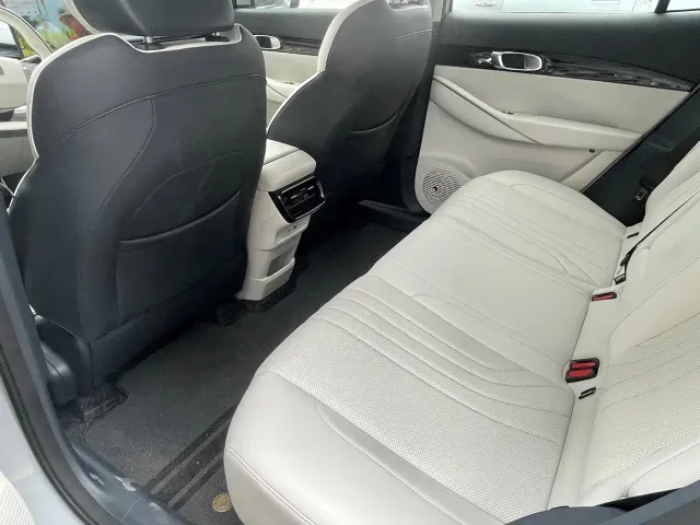 Geely Galaxy E5 — Фото автомобиля 6