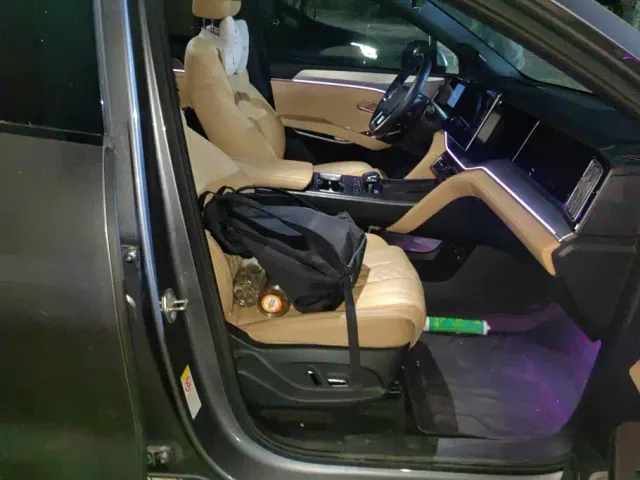 BYD Song L DM-i — Фото автомобиля 8