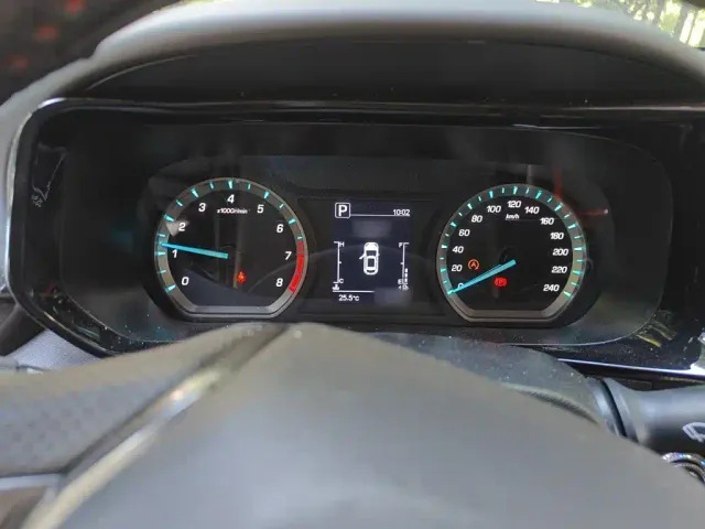 Changan Oushang X5 — Фото автомобиля 3