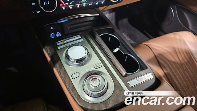 Genesis G80 Бензин 2.5 турбо AWD — Фото автомобиля 9