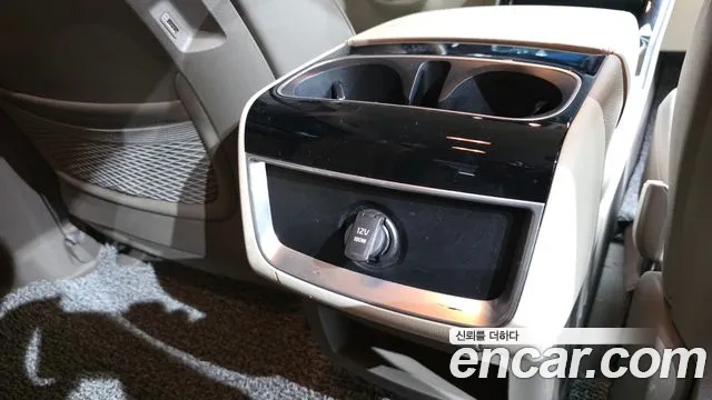 Kia Carnival 4th Gen — Фото автомобиля 27