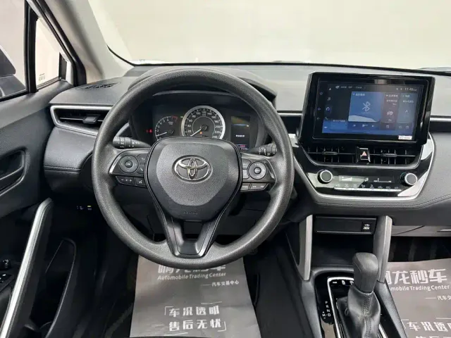 Toyota Corolla Cross — Фото автомобиля 8