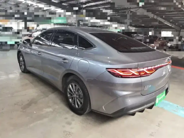 BYD Qin L — Фото автомобиля 4